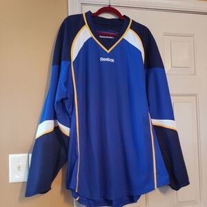 🆕️Reebok Hockey Jersey